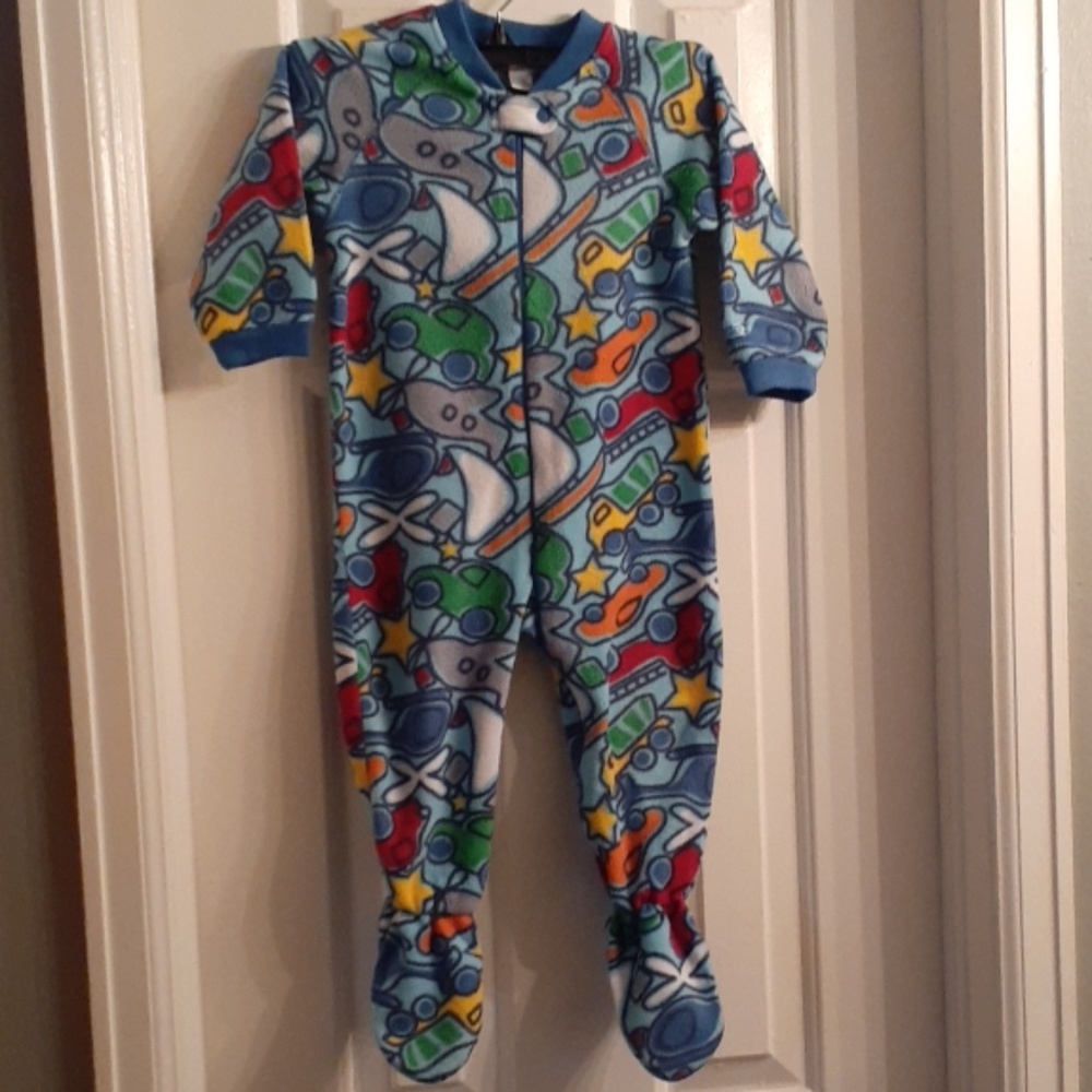 The childrens place 24 month or 2 t footed onsie